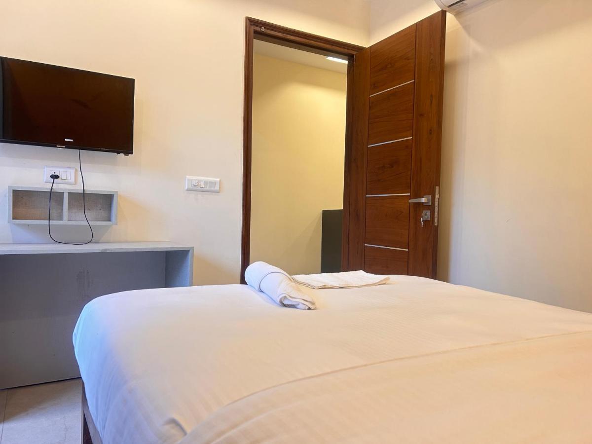 Lime Tree Service Apartment - Medanta Medicity, Gurgaon Esterno foto