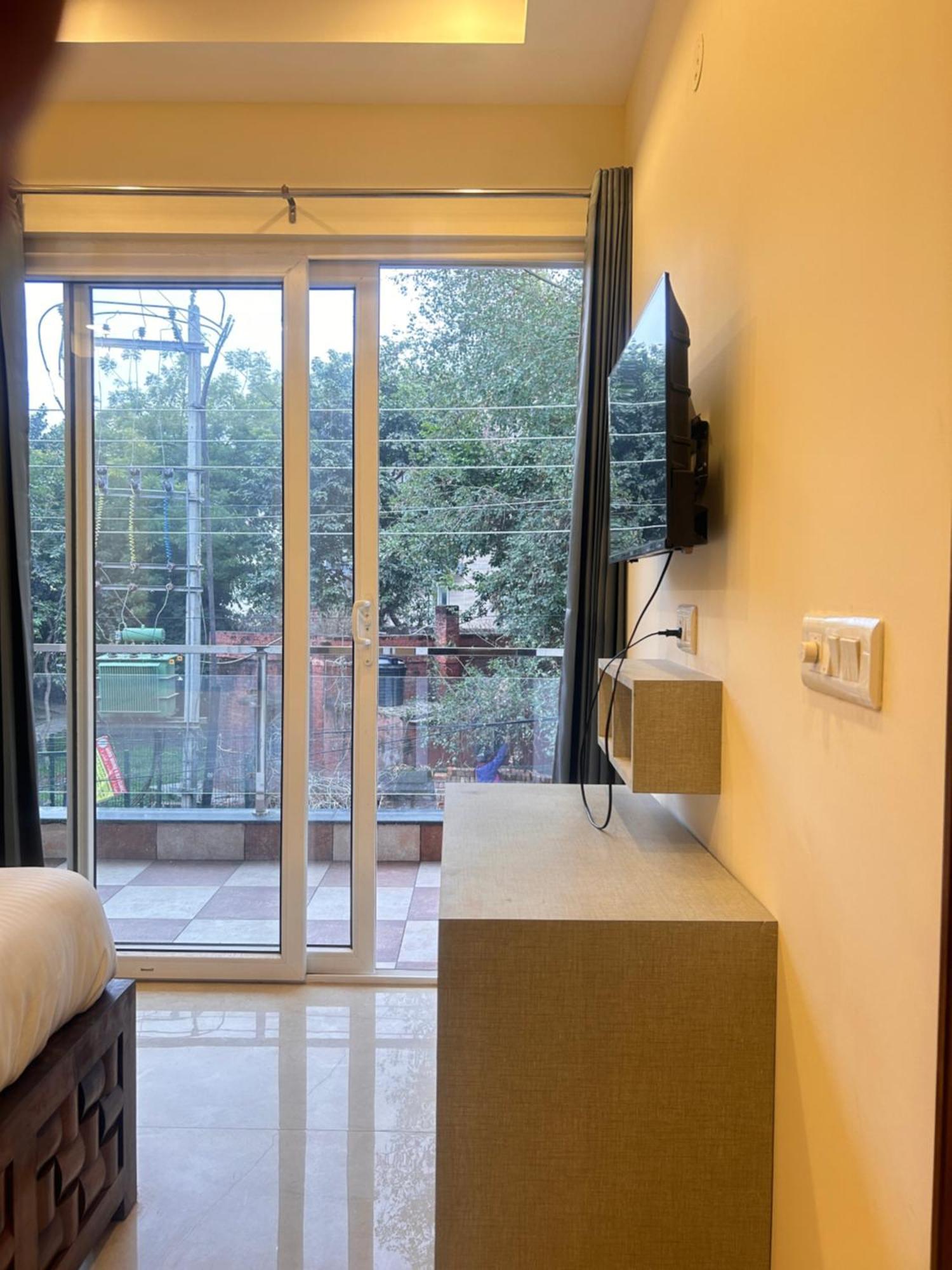 Lime Tree Service Apartment - Medanta Medicity, Gurgaon Esterno foto
