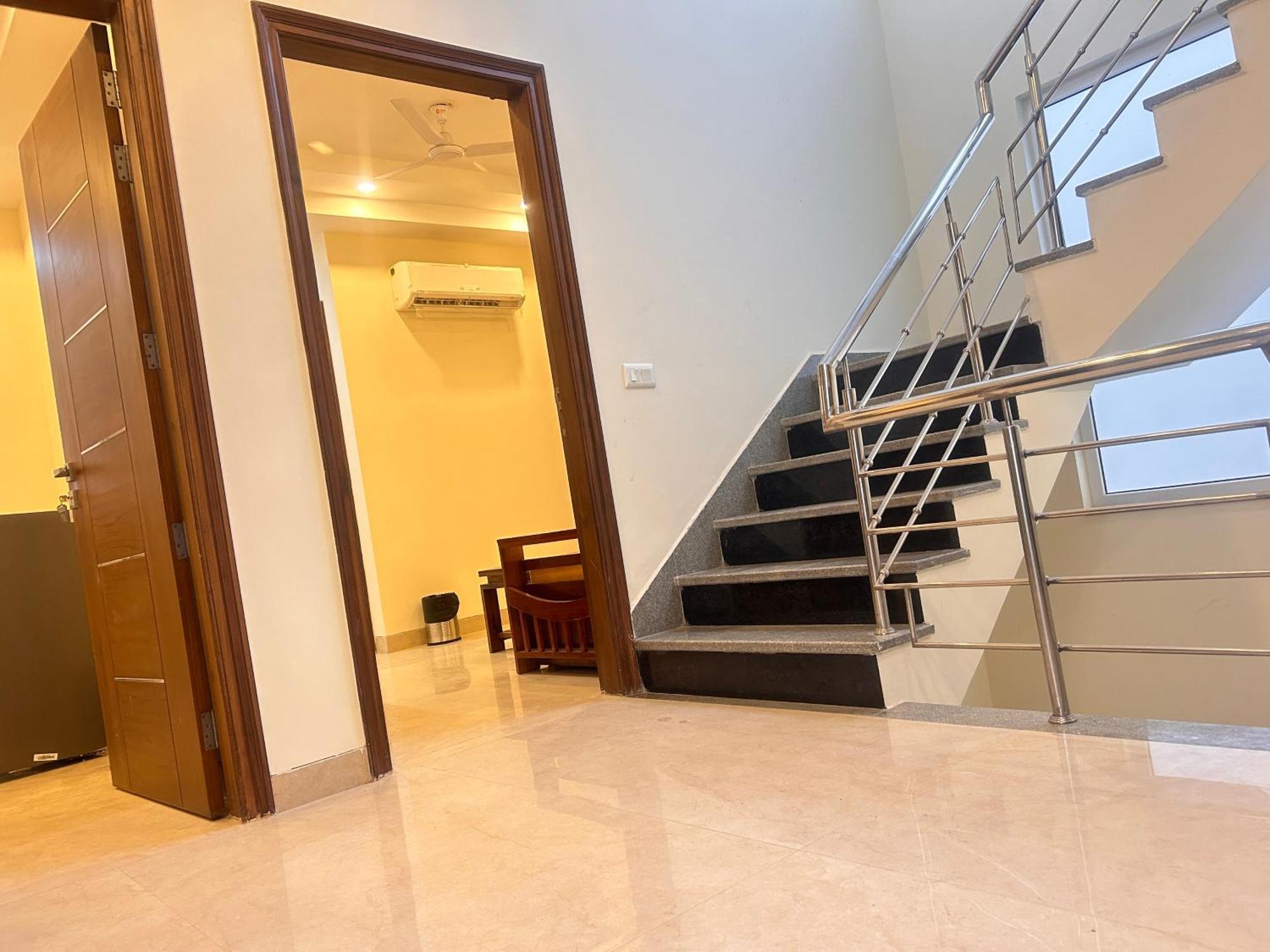 Lime Tree Service Apartment - Medanta Medicity, Gurgaon Esterno foto